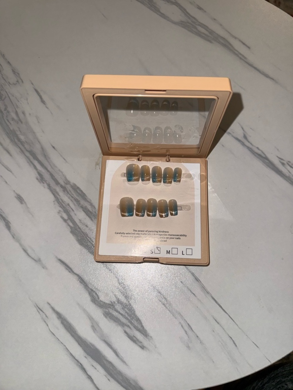 Press On Toe Nail Set  in Beige and Teal – Perfect At Home - Size Small - 10pcs - Picture 3 of 3